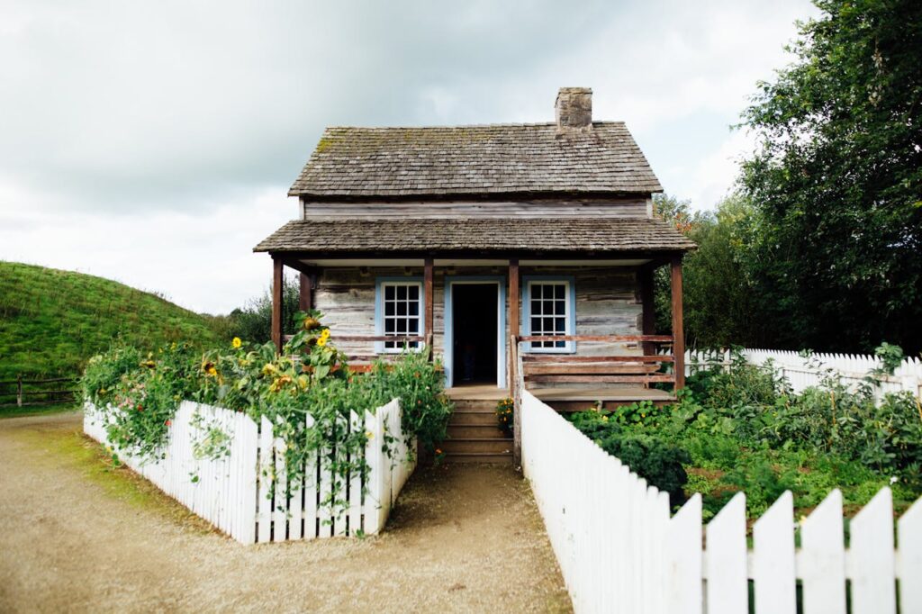 farmhouse small
